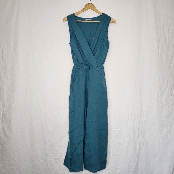 Anna Melani Linen Jumpsuit - Picture 2 of 4
